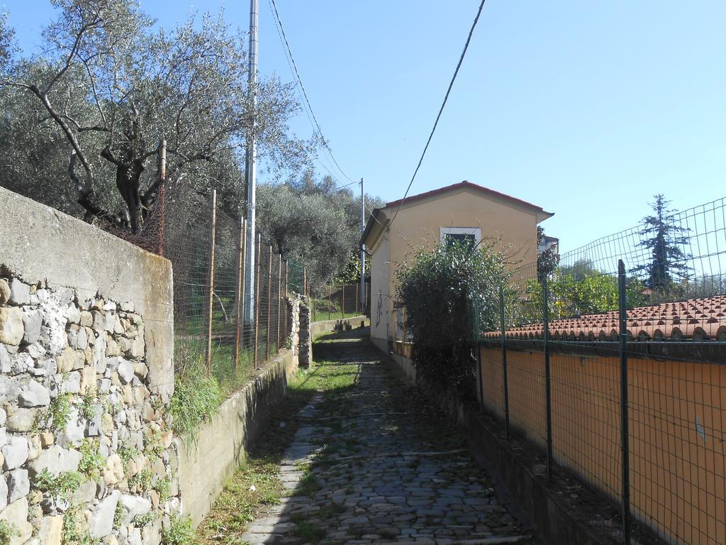 Ferienwohnung Salto Del Gatto In Centro La Spezia Zimmer foto